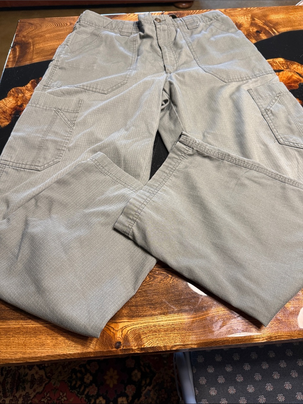 Carhartt women's Cargo Pants in Light Gray